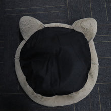 Load image into Gallery viewer, Lassie Dog bed for Cats or Small Dogs
